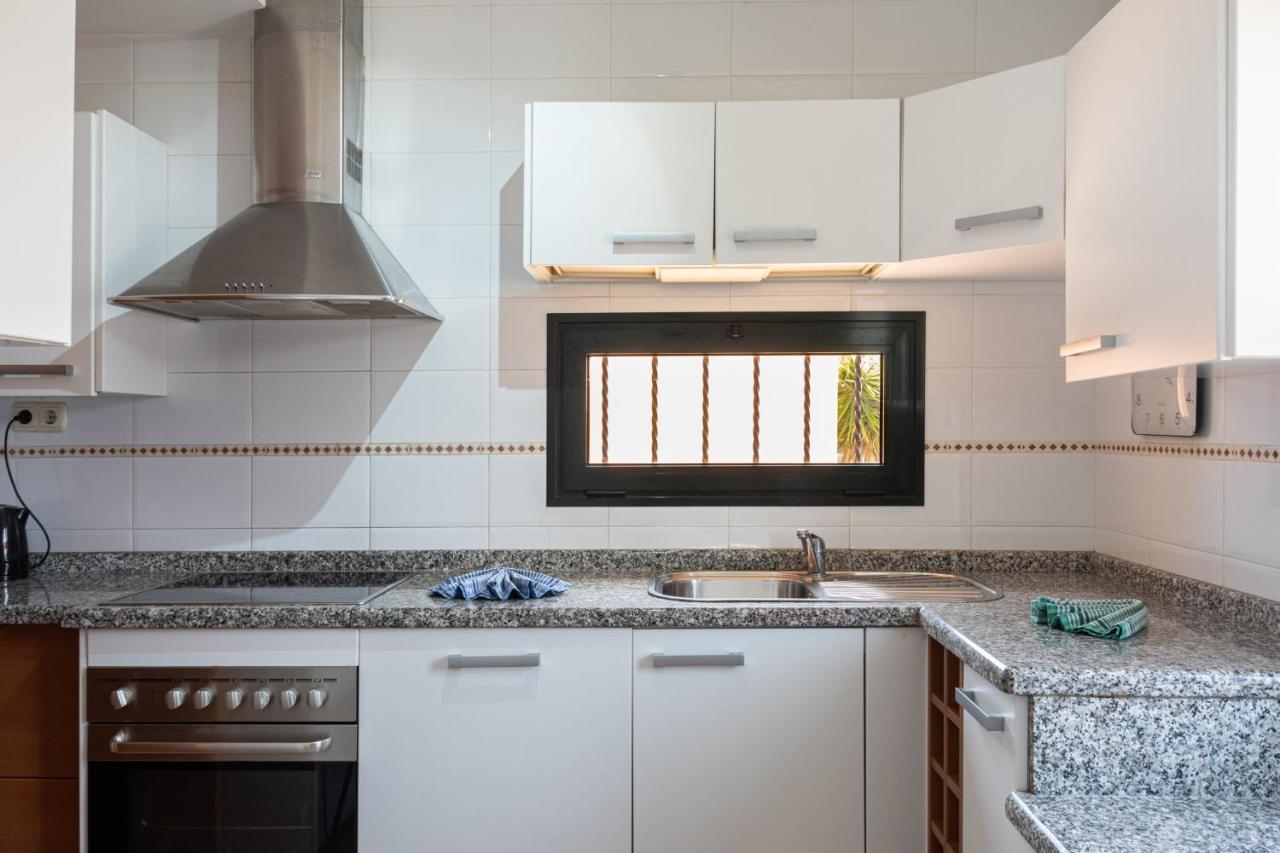Lovely 2-Bed Villa In Corralejo Fuerteventura エクステリア 写真