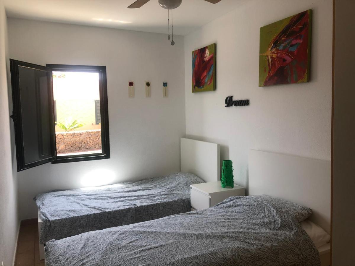 Lovely 2-Bed Villa In Corralejo Fuerteventura エクステリア 写真