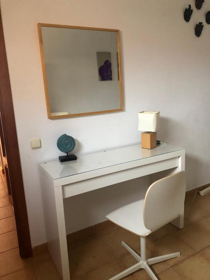 Lovely 2-Bed Villa In Corralejo Fuerteventura エクステリア 写真