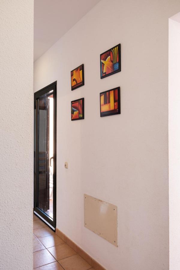 Lovely 2-Bed Villa In Corralejo Fuerteventura エクステリア 写真